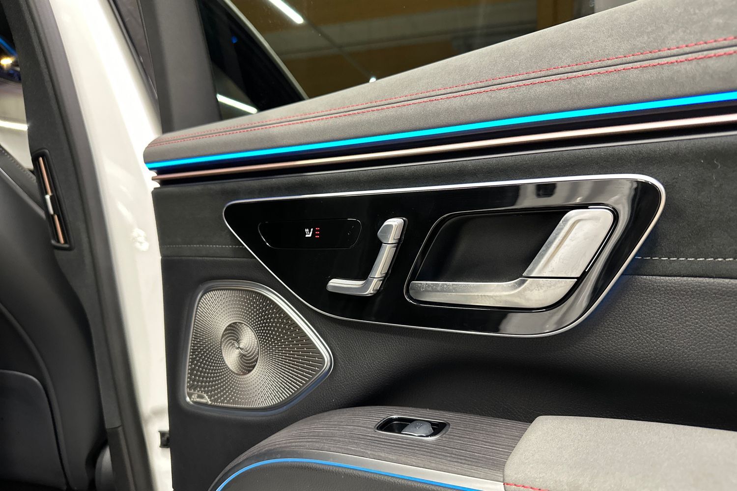 Mercedes-Benz EQS vaihtoauto