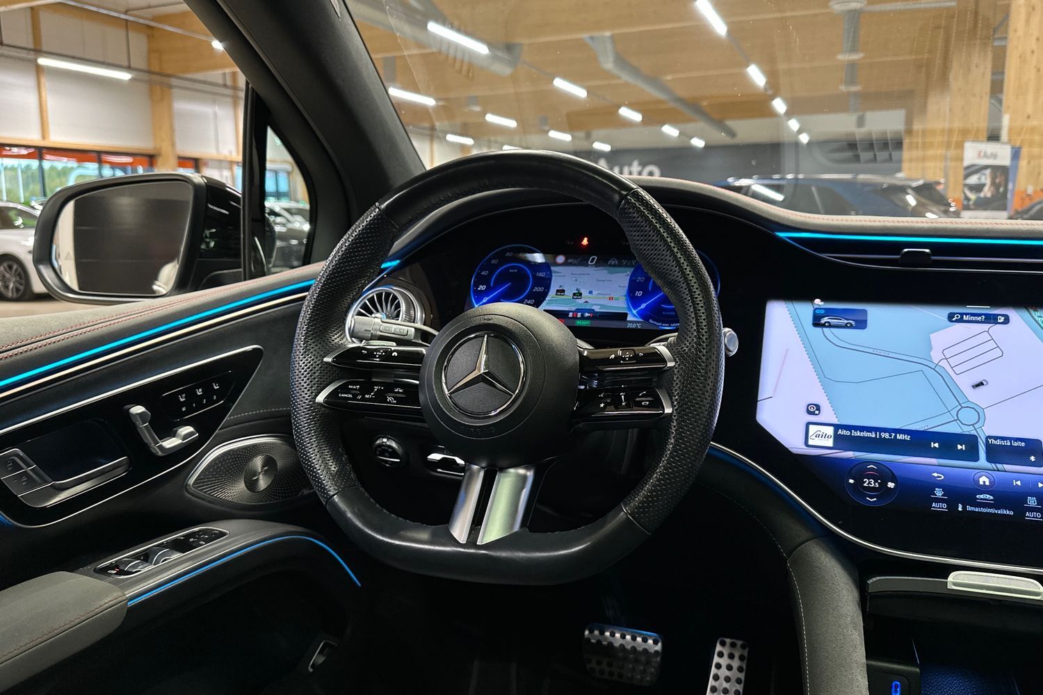Mercedes-Benz EQS vaihtoauto