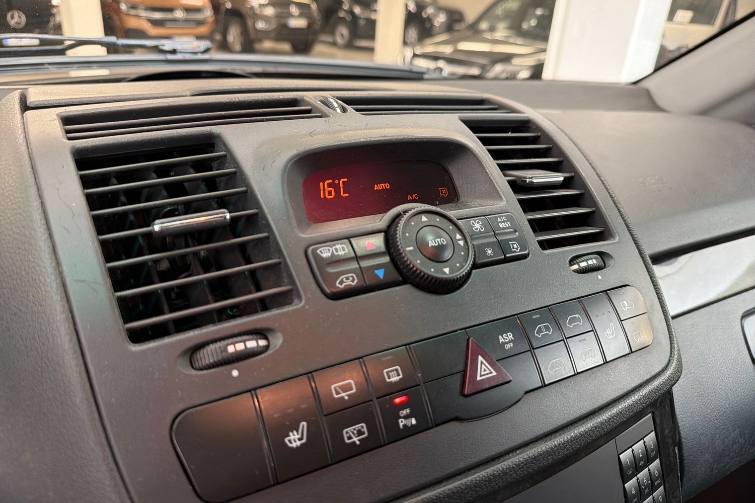 Mercedes-Benz Viano vaihtoauto