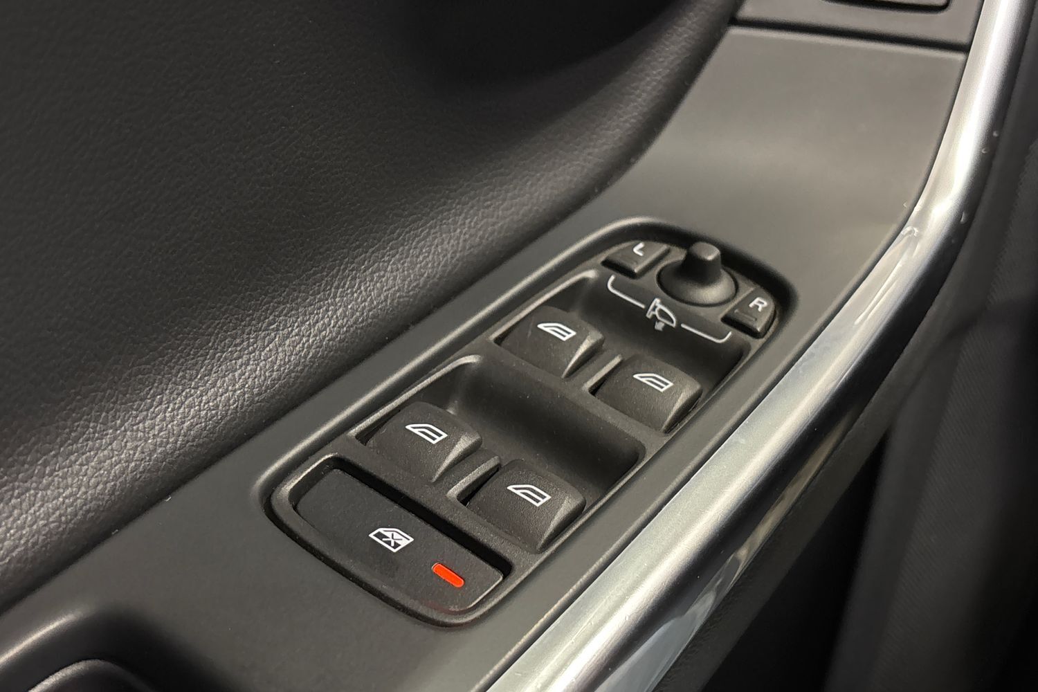 Volvo V60 Cross Country vaihtoauto