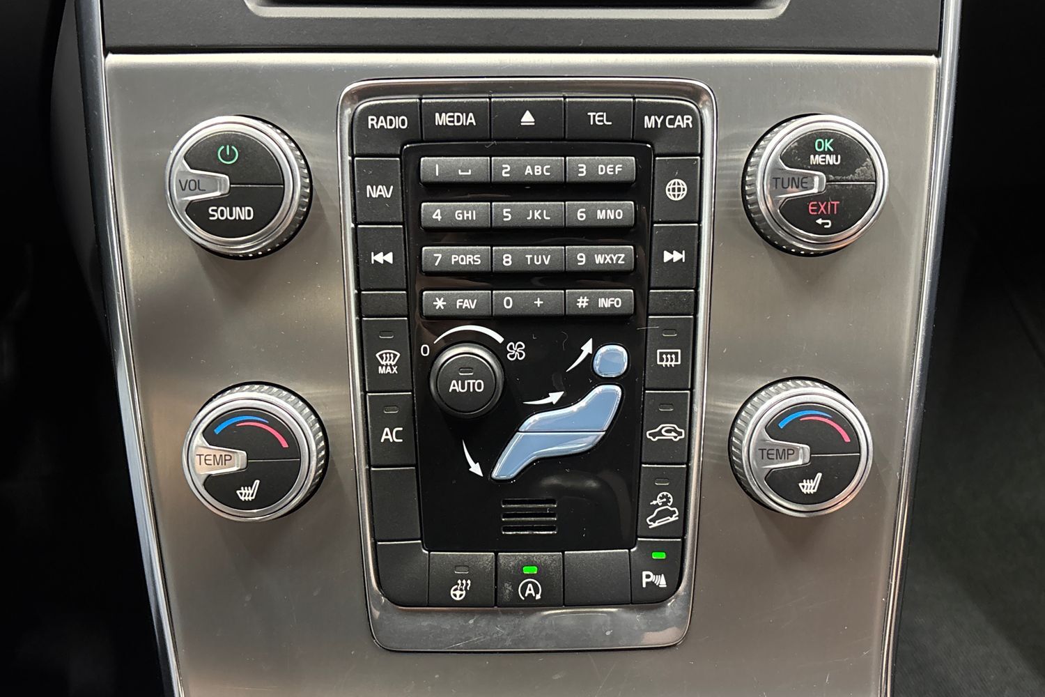 Volvo V60 Cross Country vaihtoauto