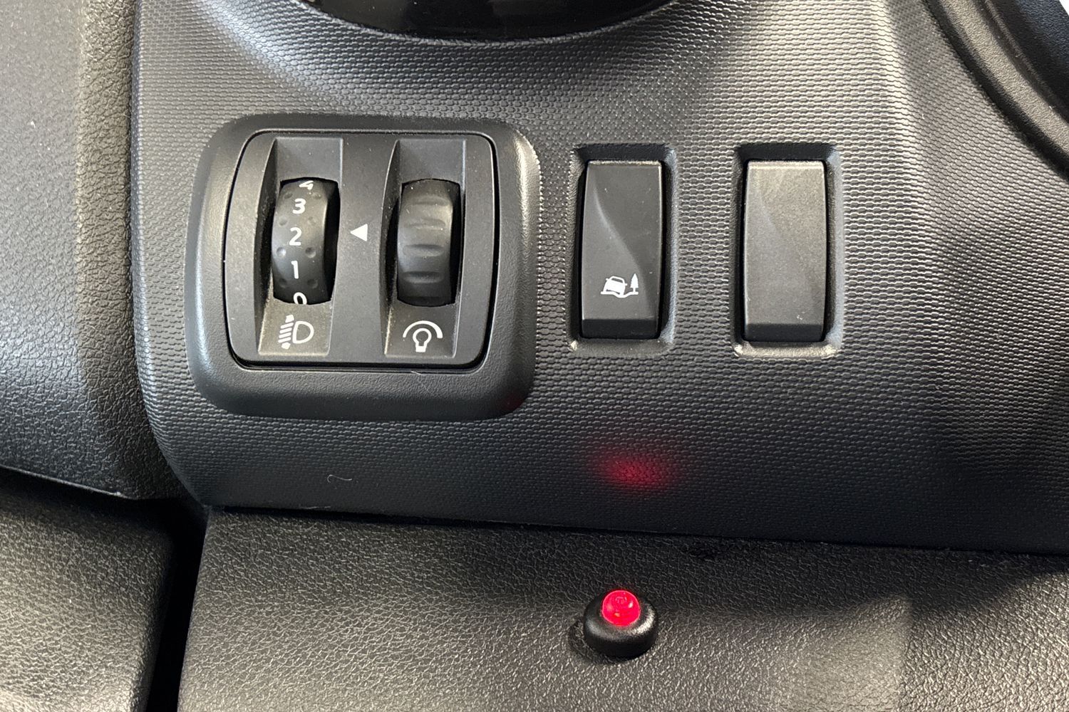 Opel Vivaro vaihtoauto
