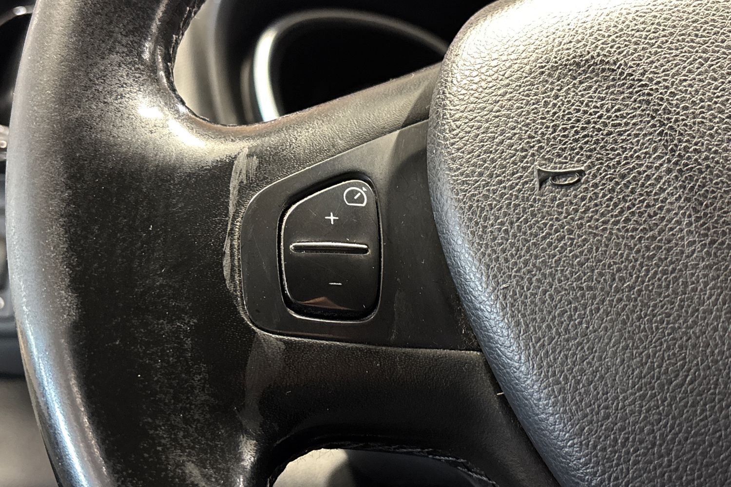 Opel Vivaro vaihtoauto