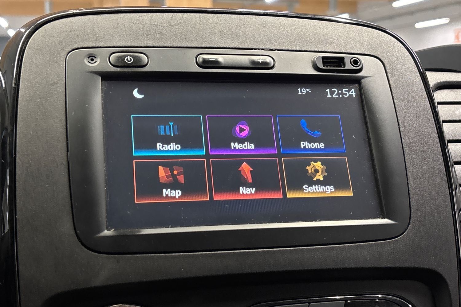 Opel Vivaro vaihtoauto