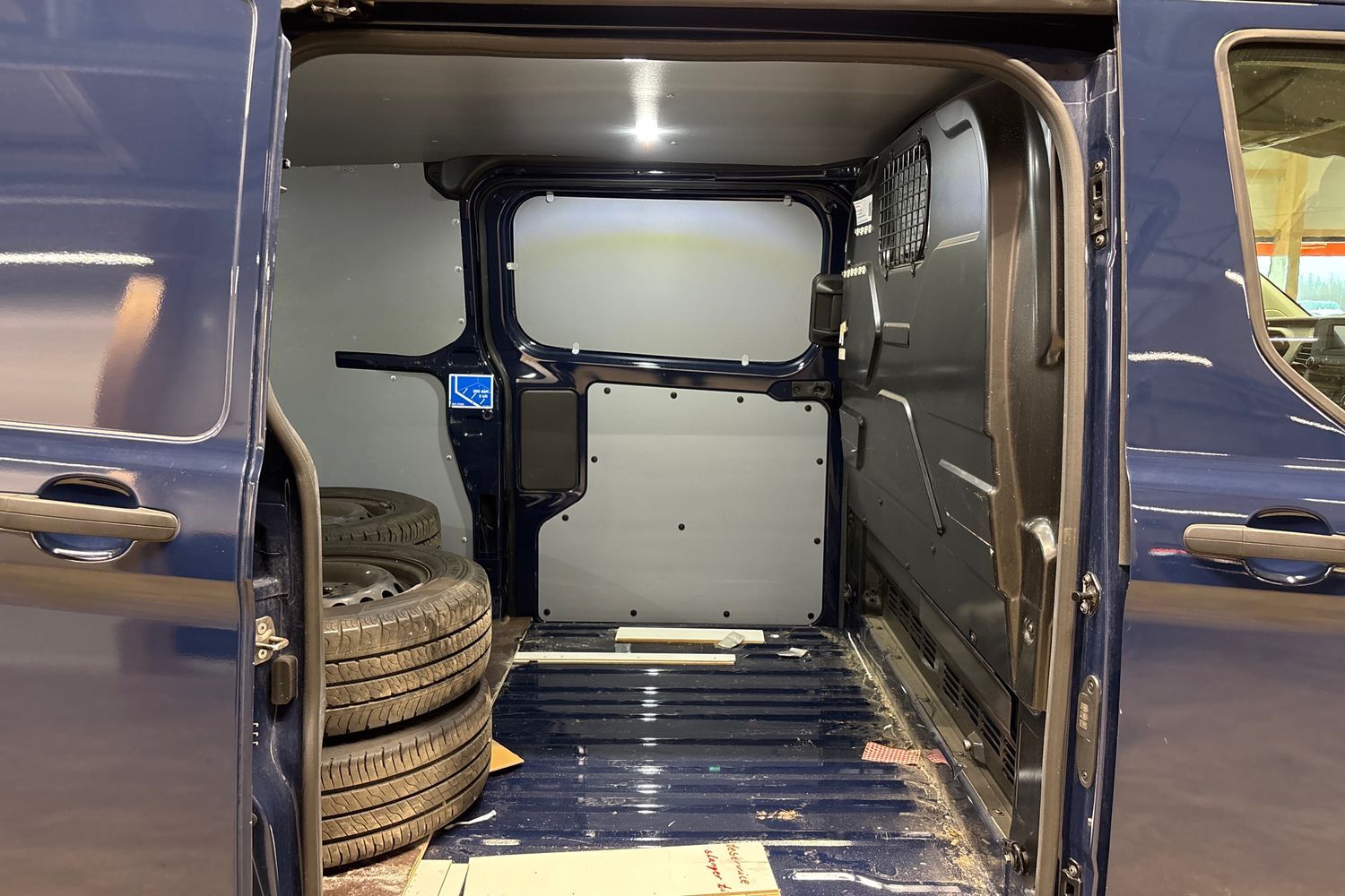 Ford Transit Custom vaihtoauto