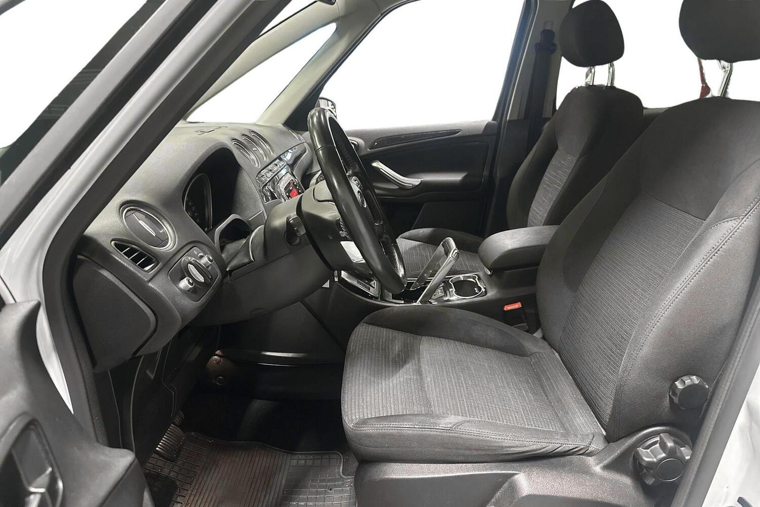Ford Galaxy vaihtoauto