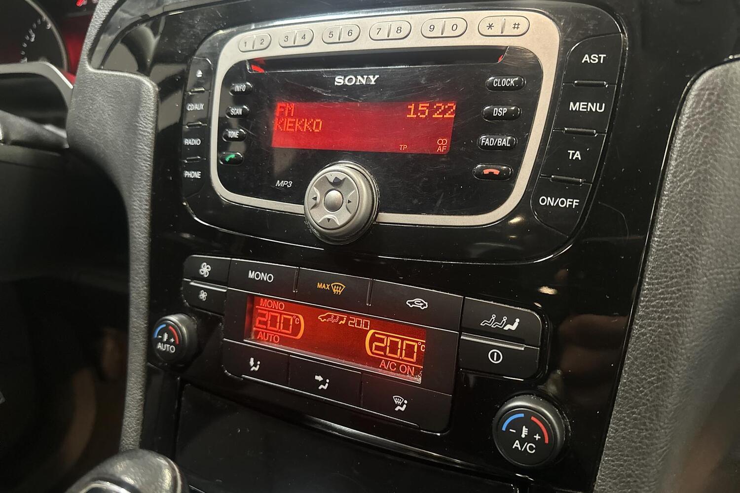 Ford Galaxy vaihtoauto