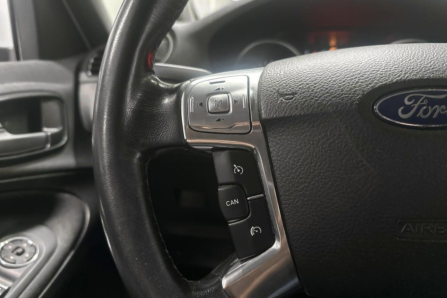 Ford Galaxy vaihtoauto