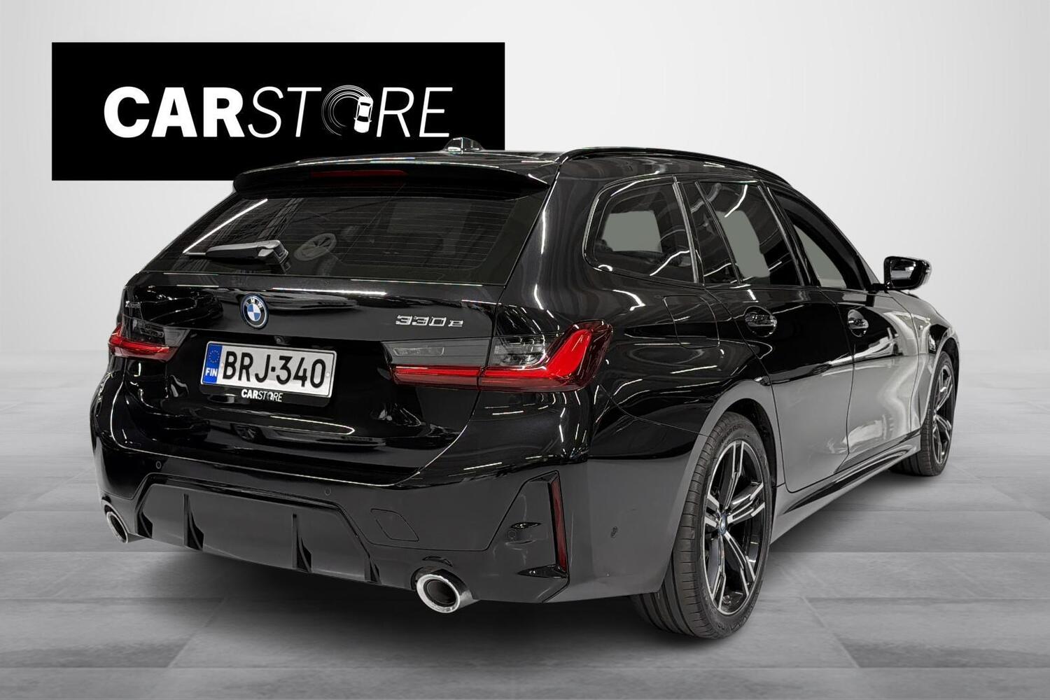 BMW 330 vaihtoauto
