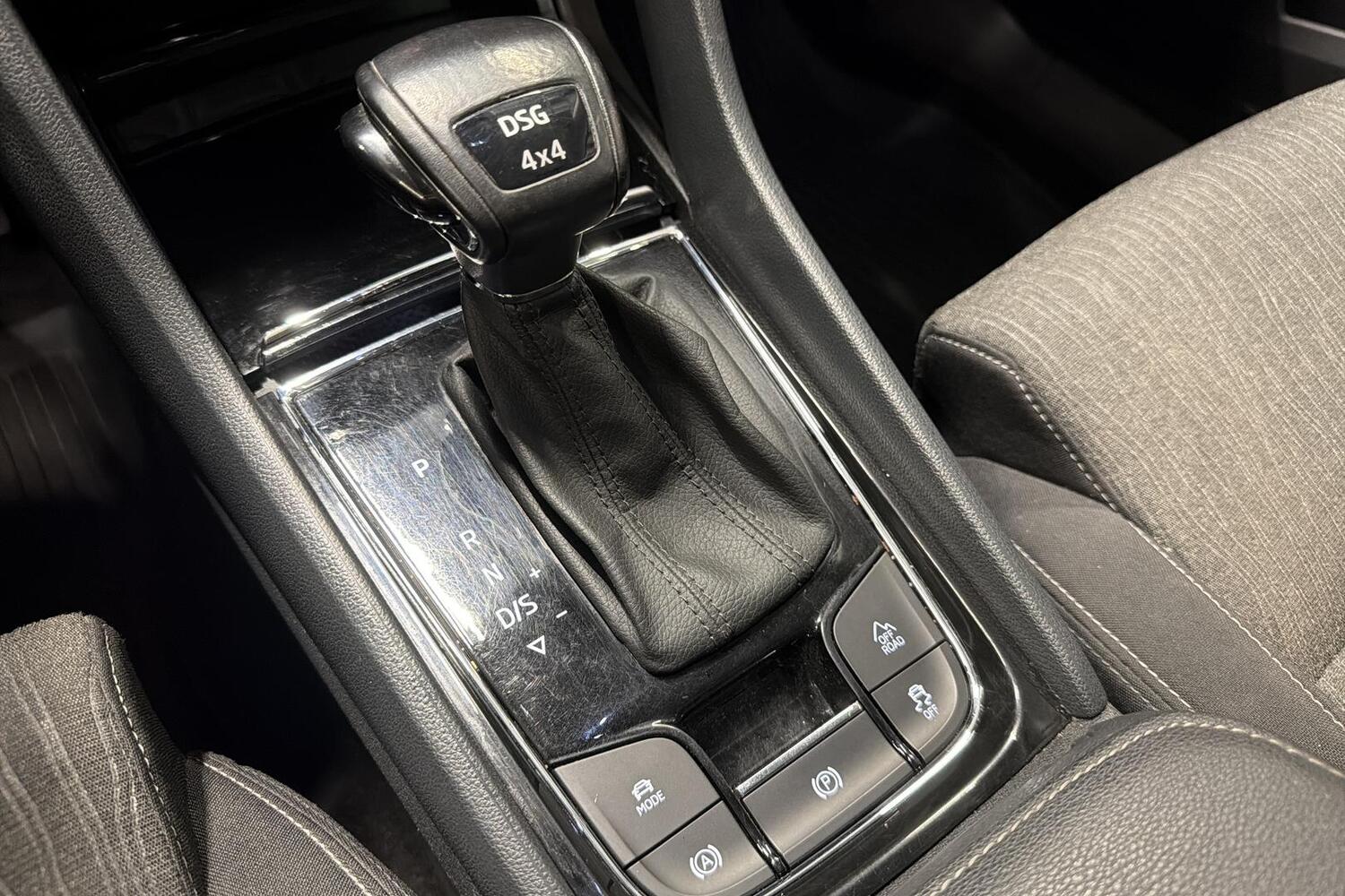 Skoda Karoq vaihtoauto