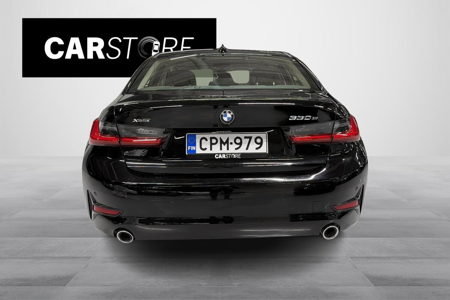 BMW 330 vaihtoauto
