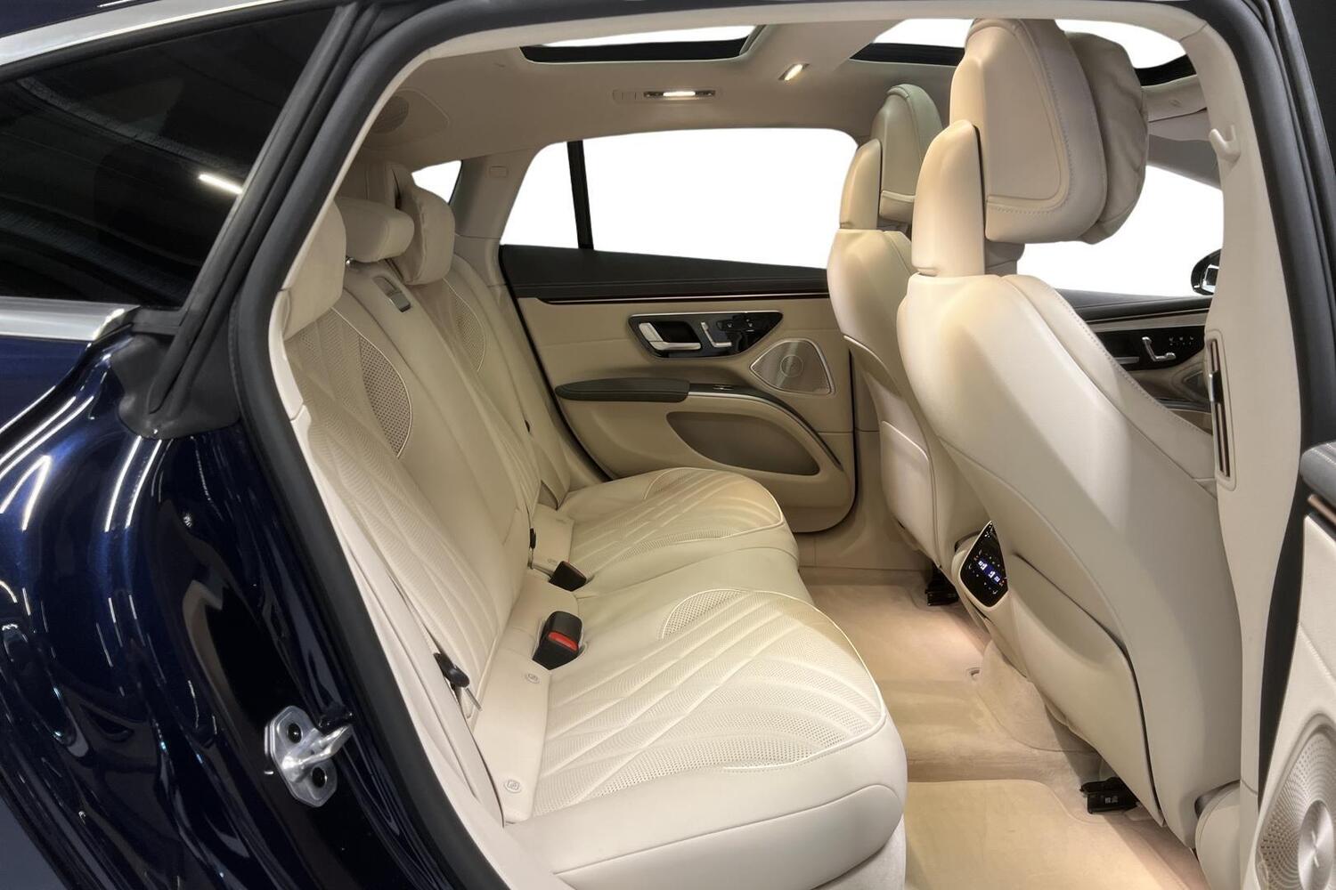 Mercedes-Benz EQS vaihtoauto