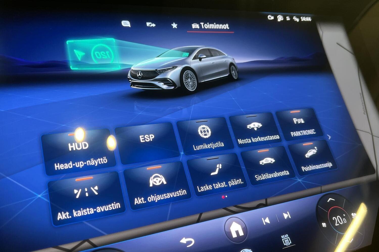 Mercedes-Benz EQS vaihtoauto