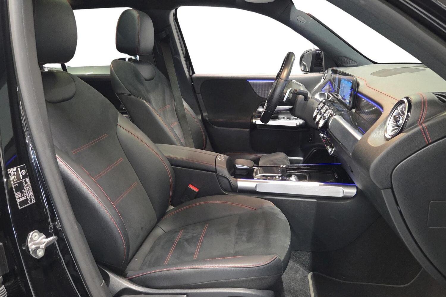 Mercedes-Benz EQB vaihtoauto