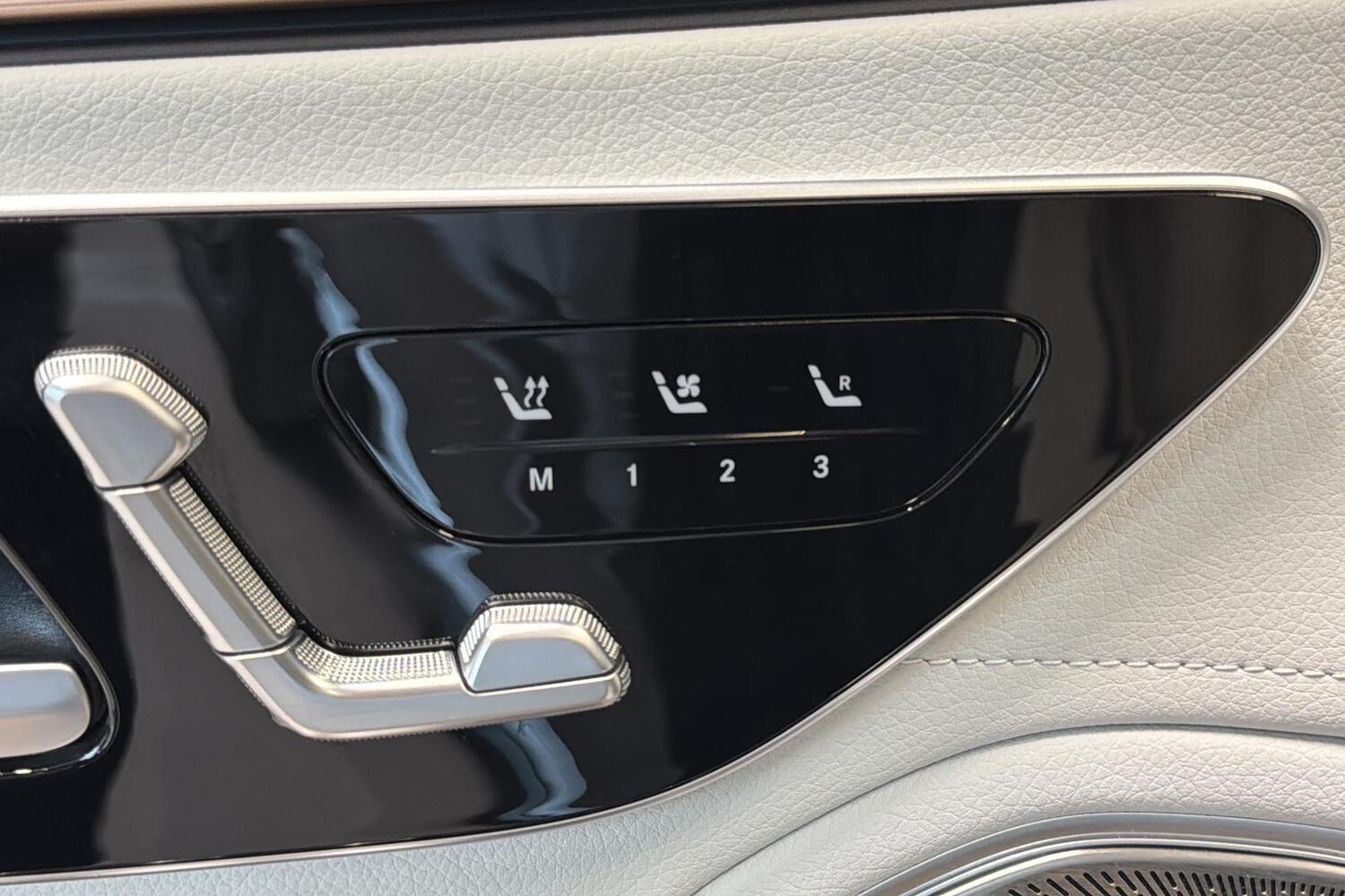 Mercedes-Benz EQS vaihtoauto