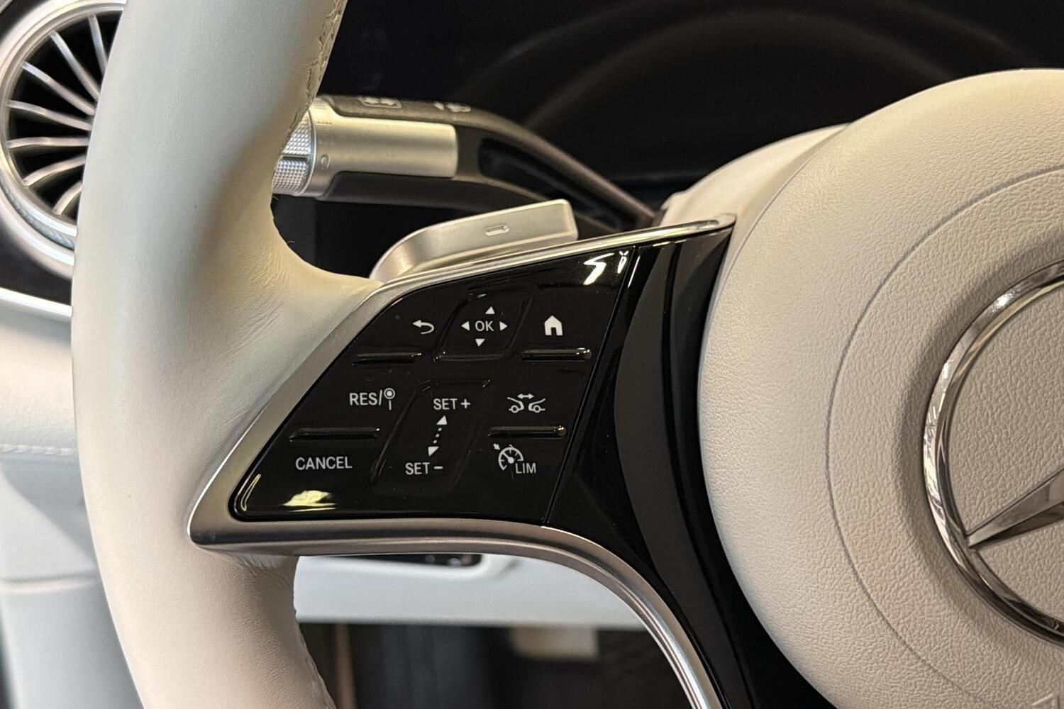 Mercedes-Benz EQS vaihtoauto