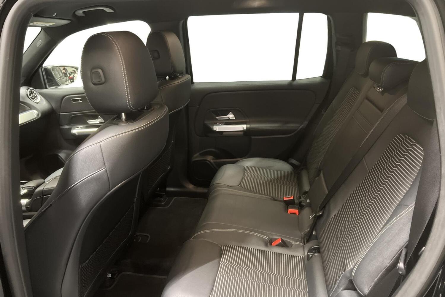 Mercedes-Benz EQB vaihtoauto
