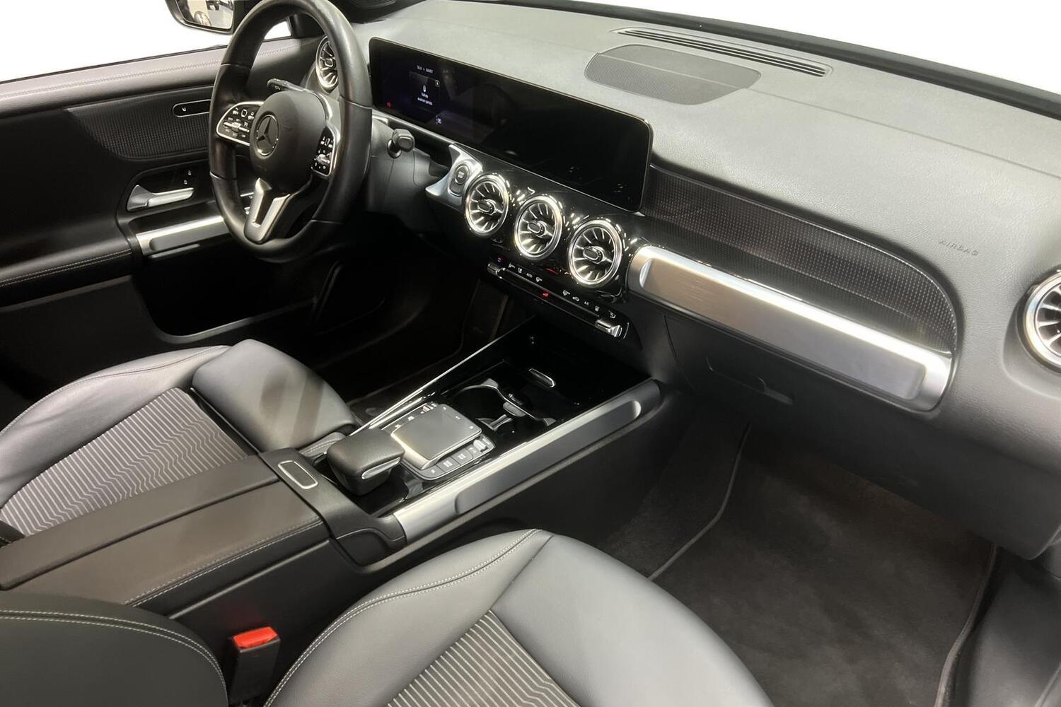 Mercedes-Benz EQB vaihtoauto