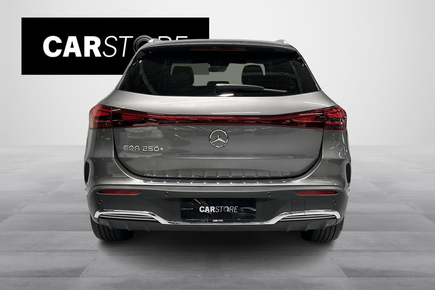 Mercedes-Benz EQA vaihtoauto