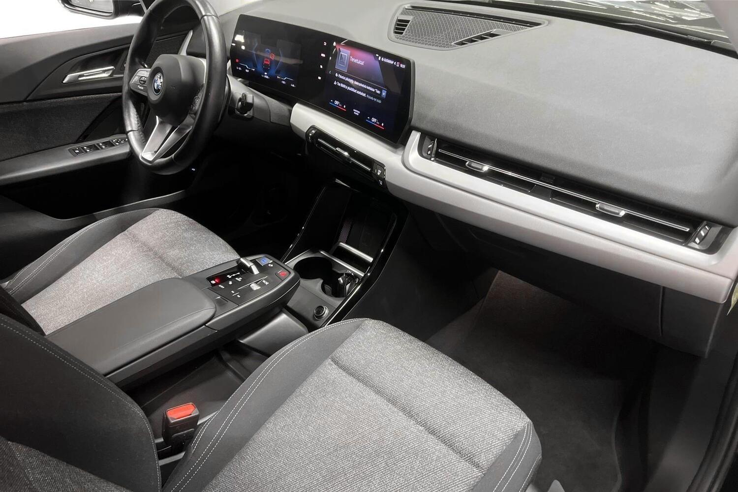 BMW iX1 vaihtoauto