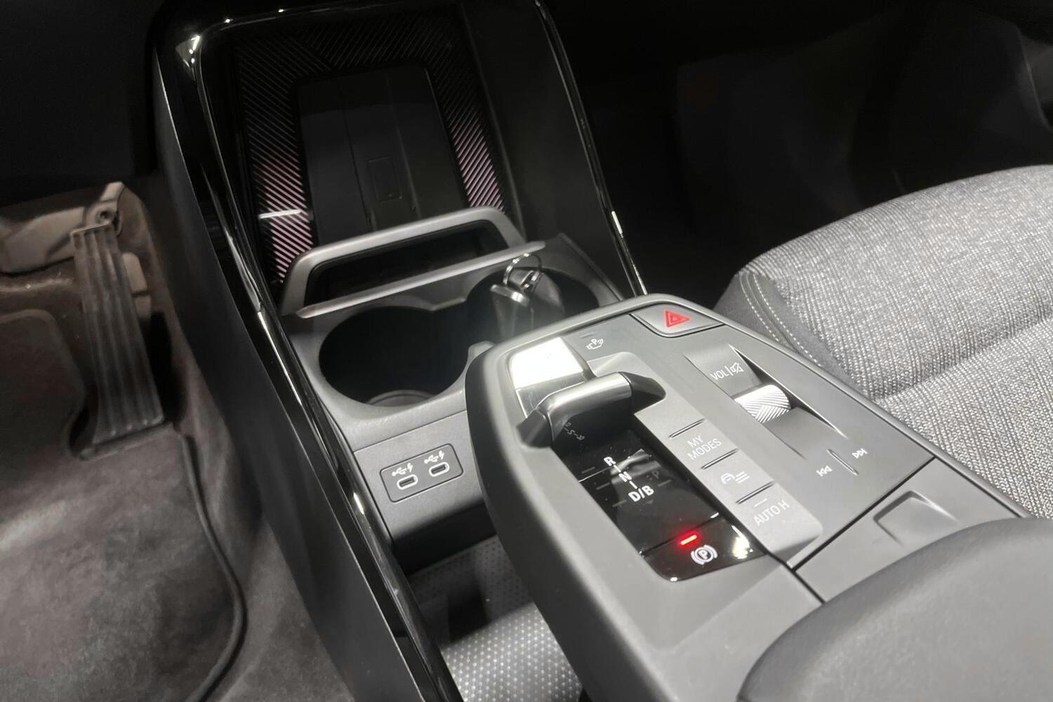 BMW iX1 vaihtoauto