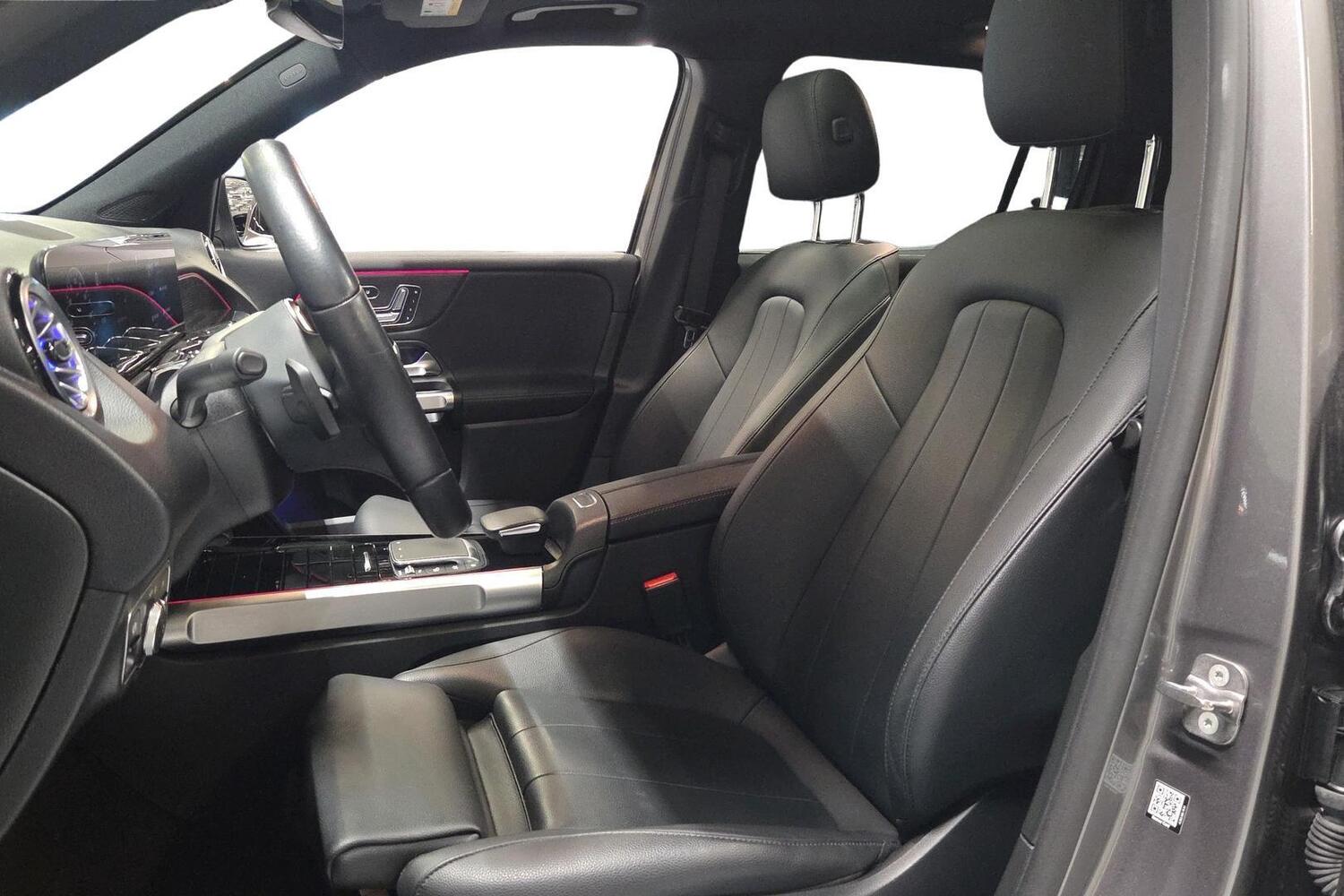 Mercedes-Benz EQB vaihtoauto