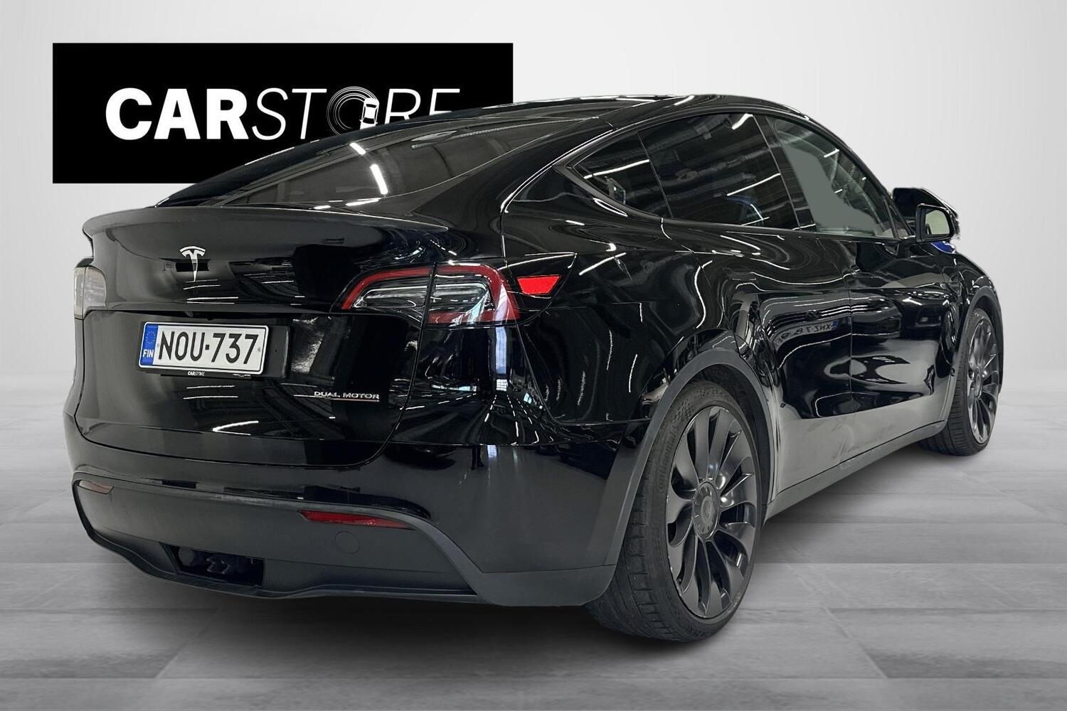 Tesla Model Y vaihtoauto