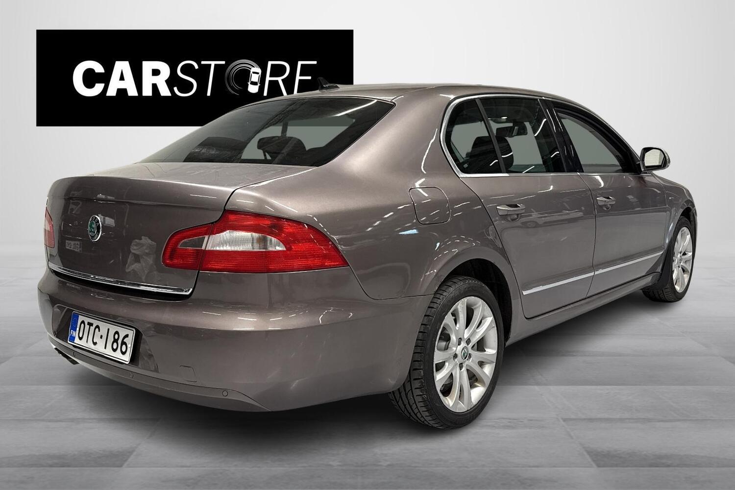 Skoda Superb vaihtoauto