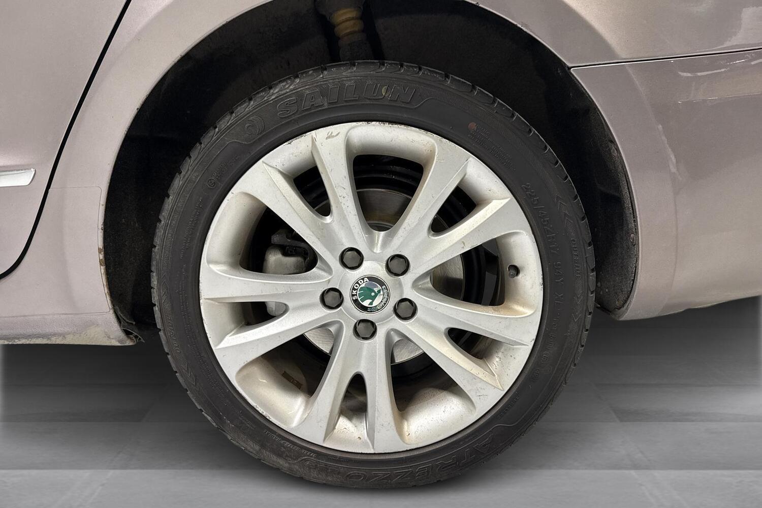 Skoda Superb vaihtoauto
