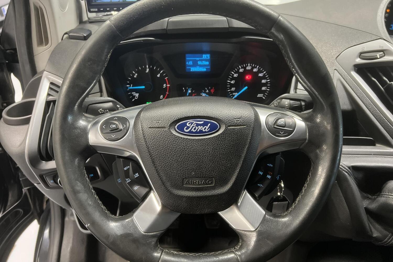 Ford Transit Custom vaihtoauto