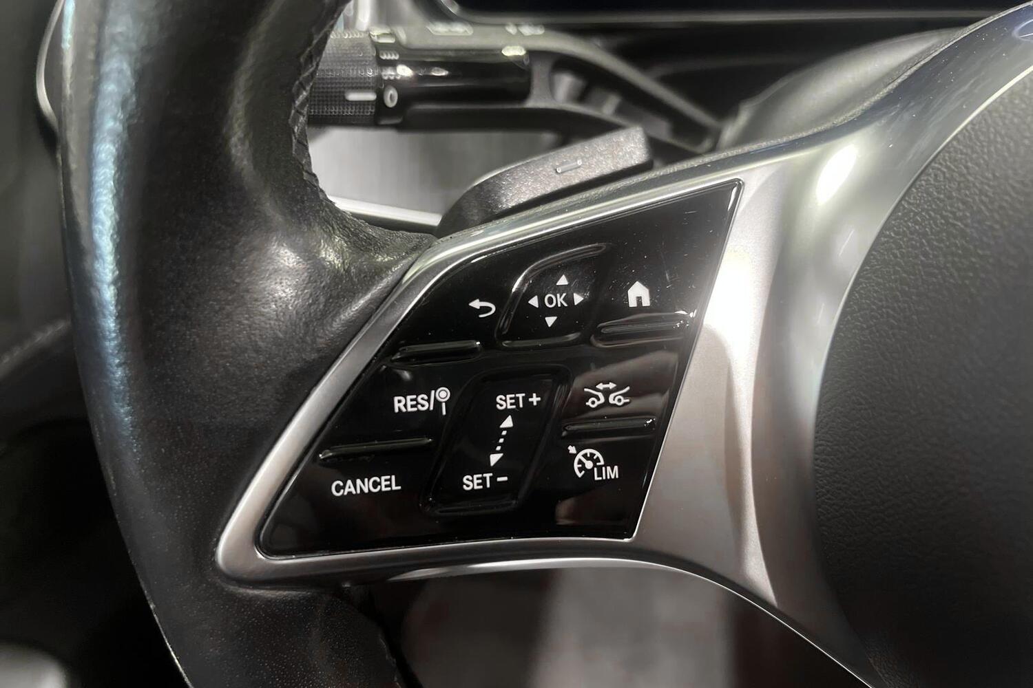 Mercedes-Benz EQE vaihtoauto