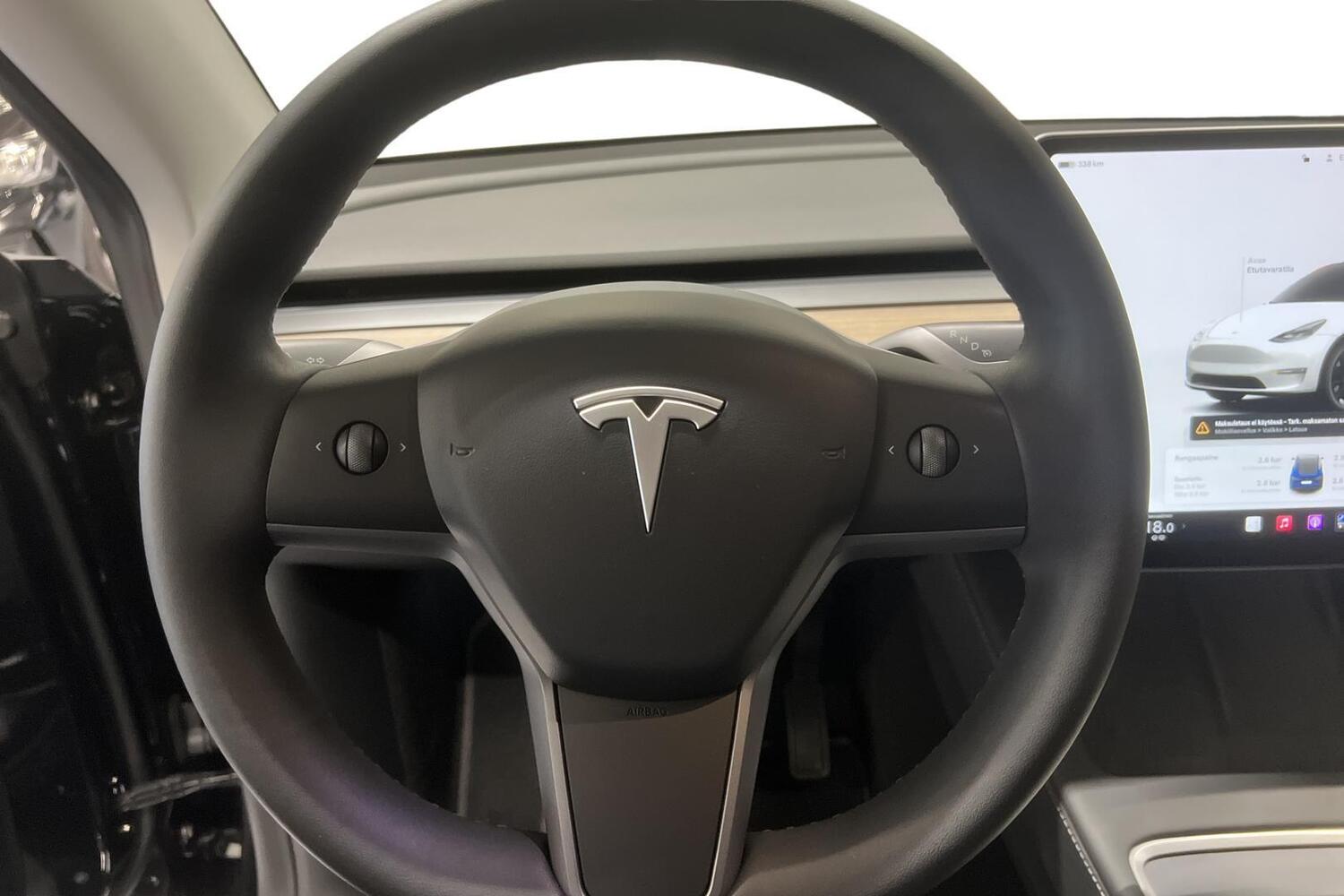 Tesla Model Y vaihtoauto