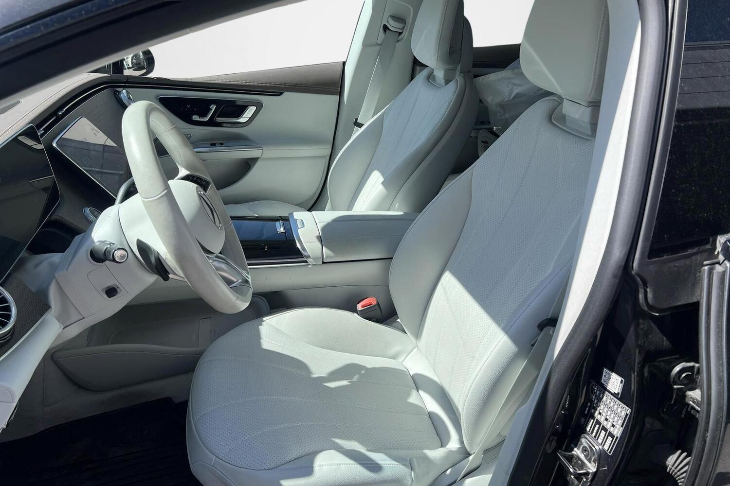 Mercedes-Benz EQE vaihtoauto