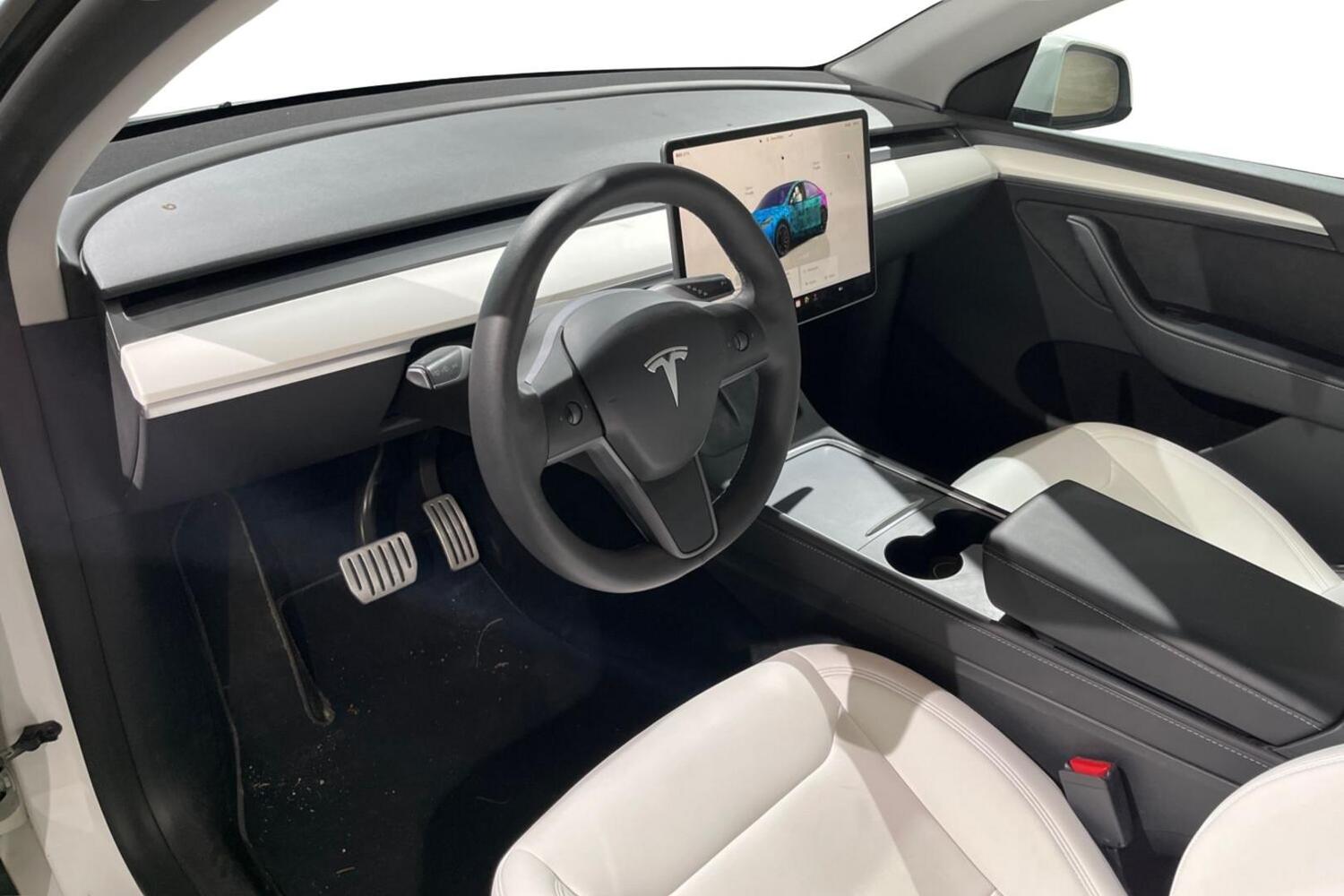 Tesla Model Y vaihtoauto