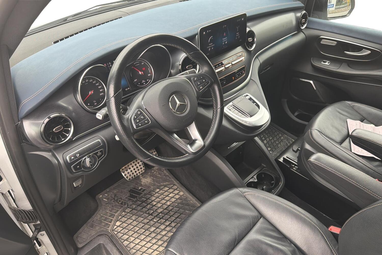 Mercedes-Benz EQV vaihtoauto