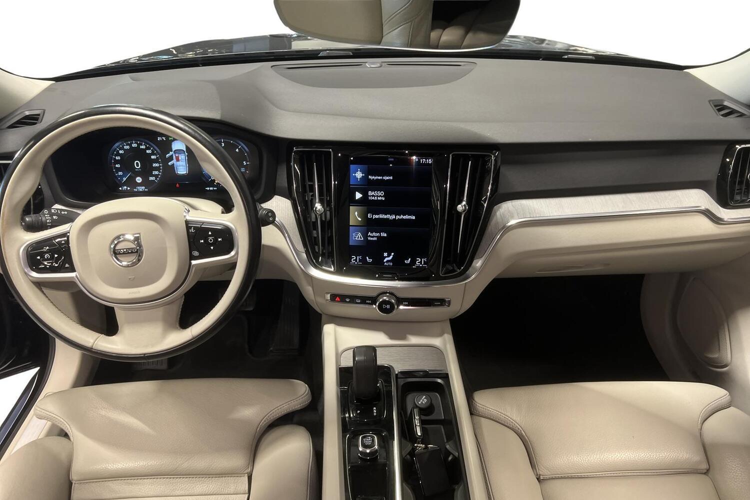 Volvo V60 Cross Country vaihtoauto