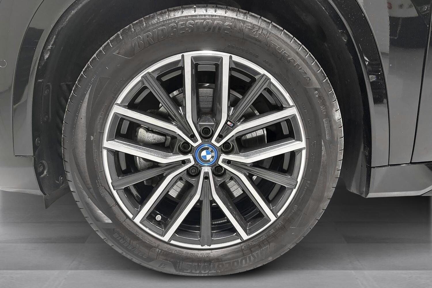 BMW iX1 vaihtoauto