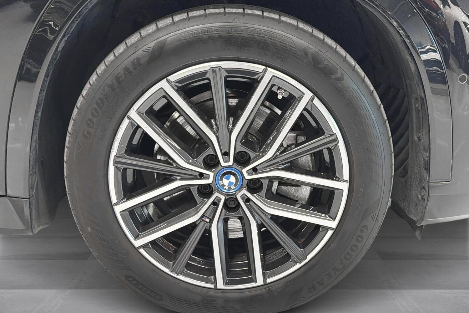 BMW iX1 vaihtoauto