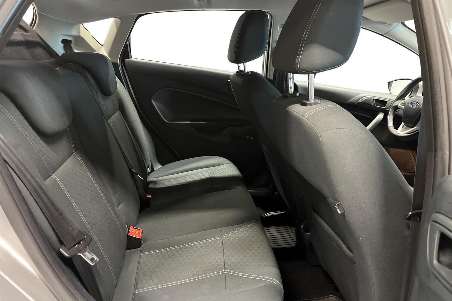 Ford Fiesta vaihtoauto