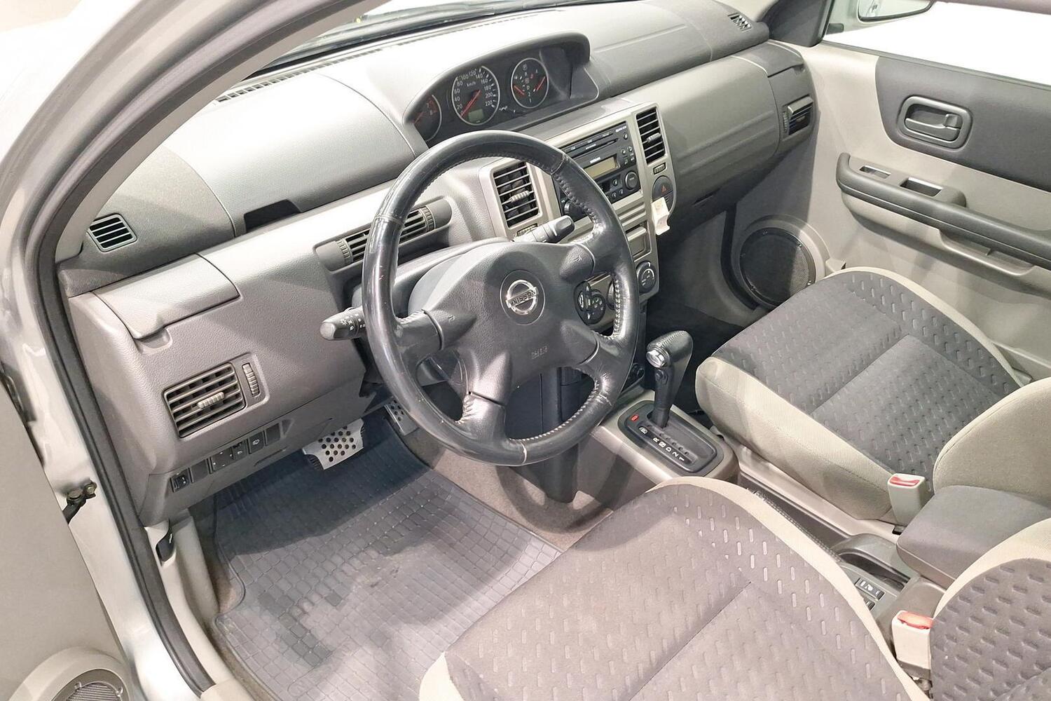 Nissan X-Trail vaihtoauto