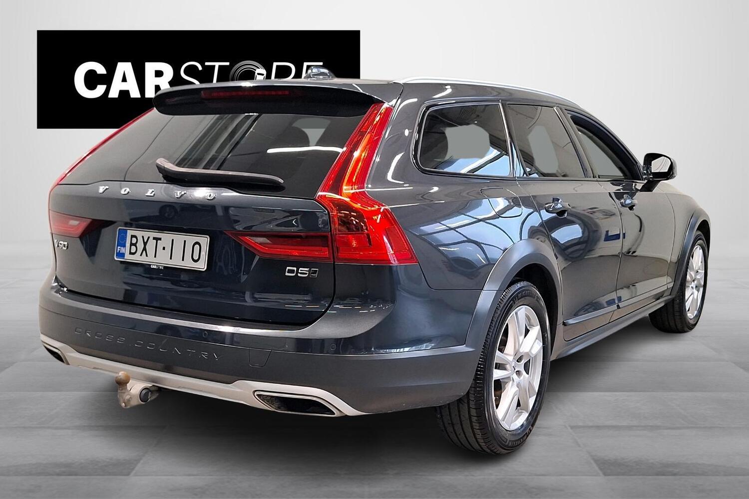 Volvo V90 Cross Country vaihtoauto