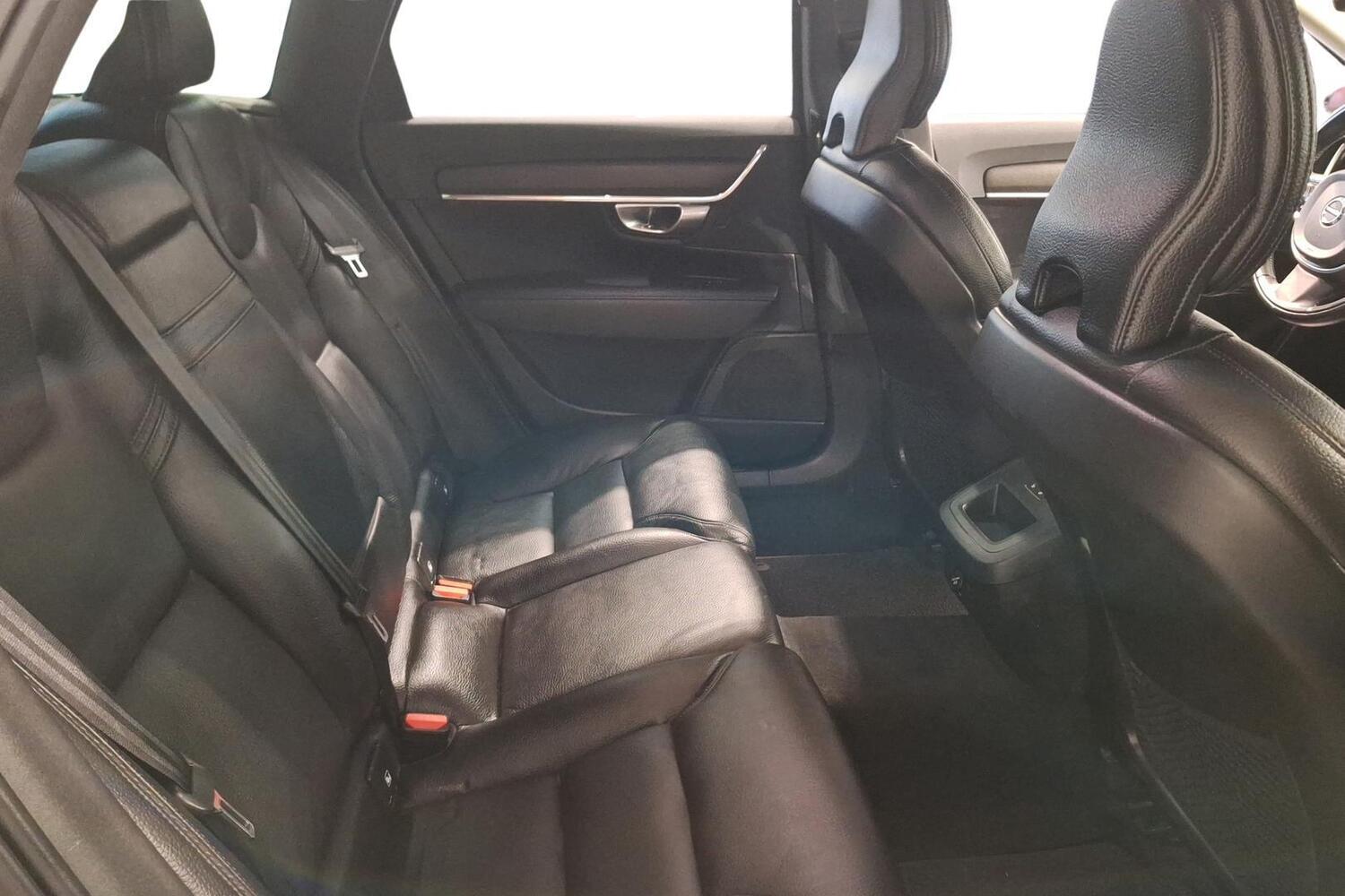 Volvo V90 Cross Country vaihtoauto