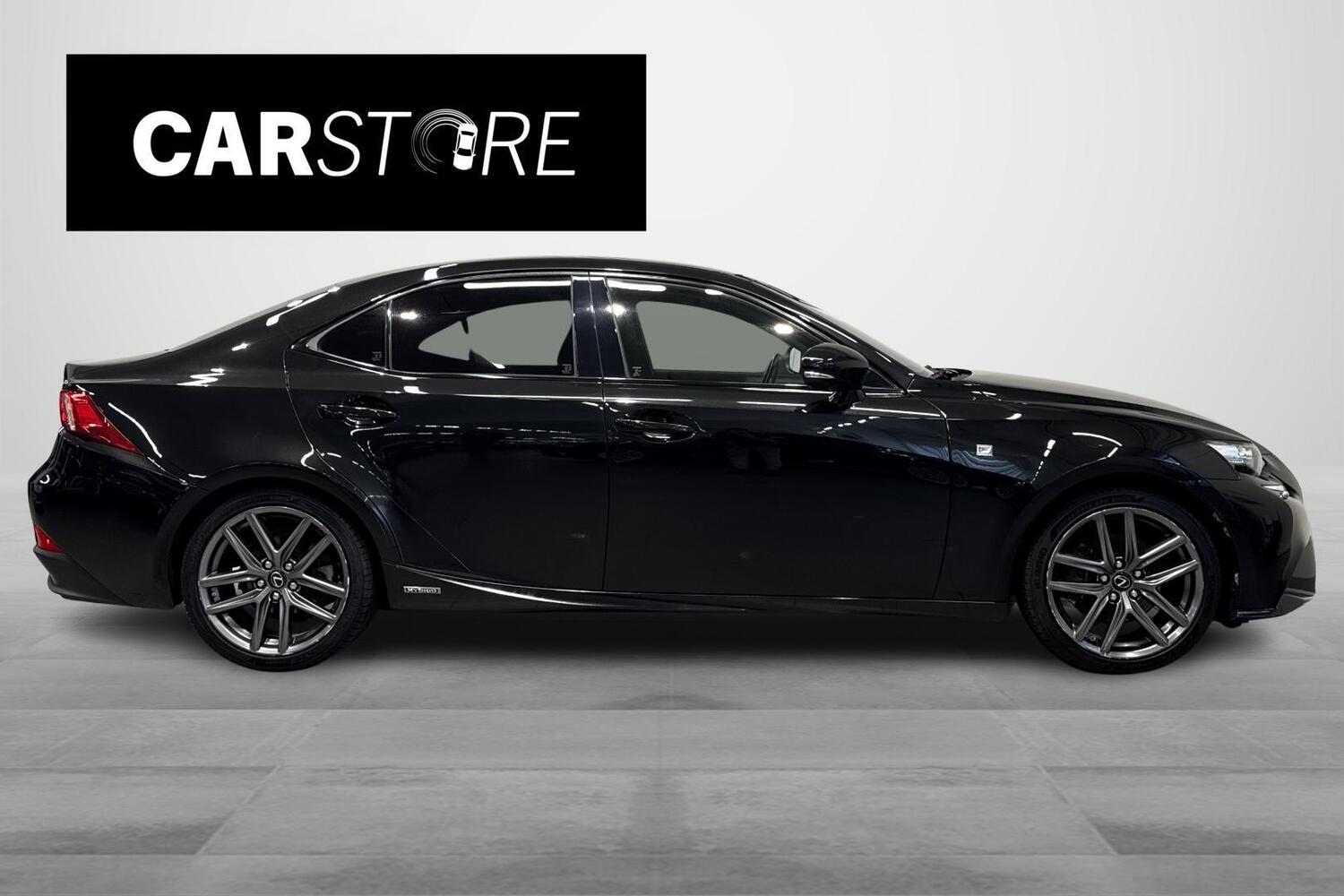Lexus IS vaihtoauto