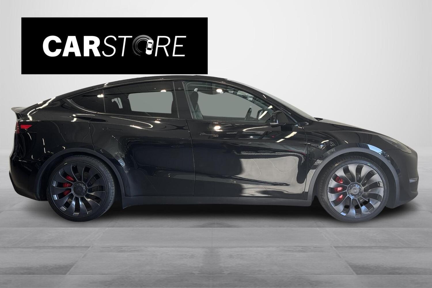 Tesla Model Y vaihtoauto