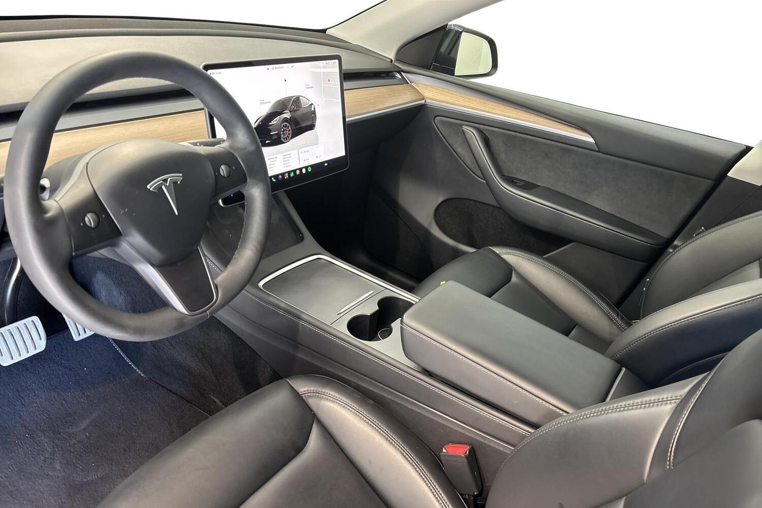 Tesla Model Y vaihtoauto