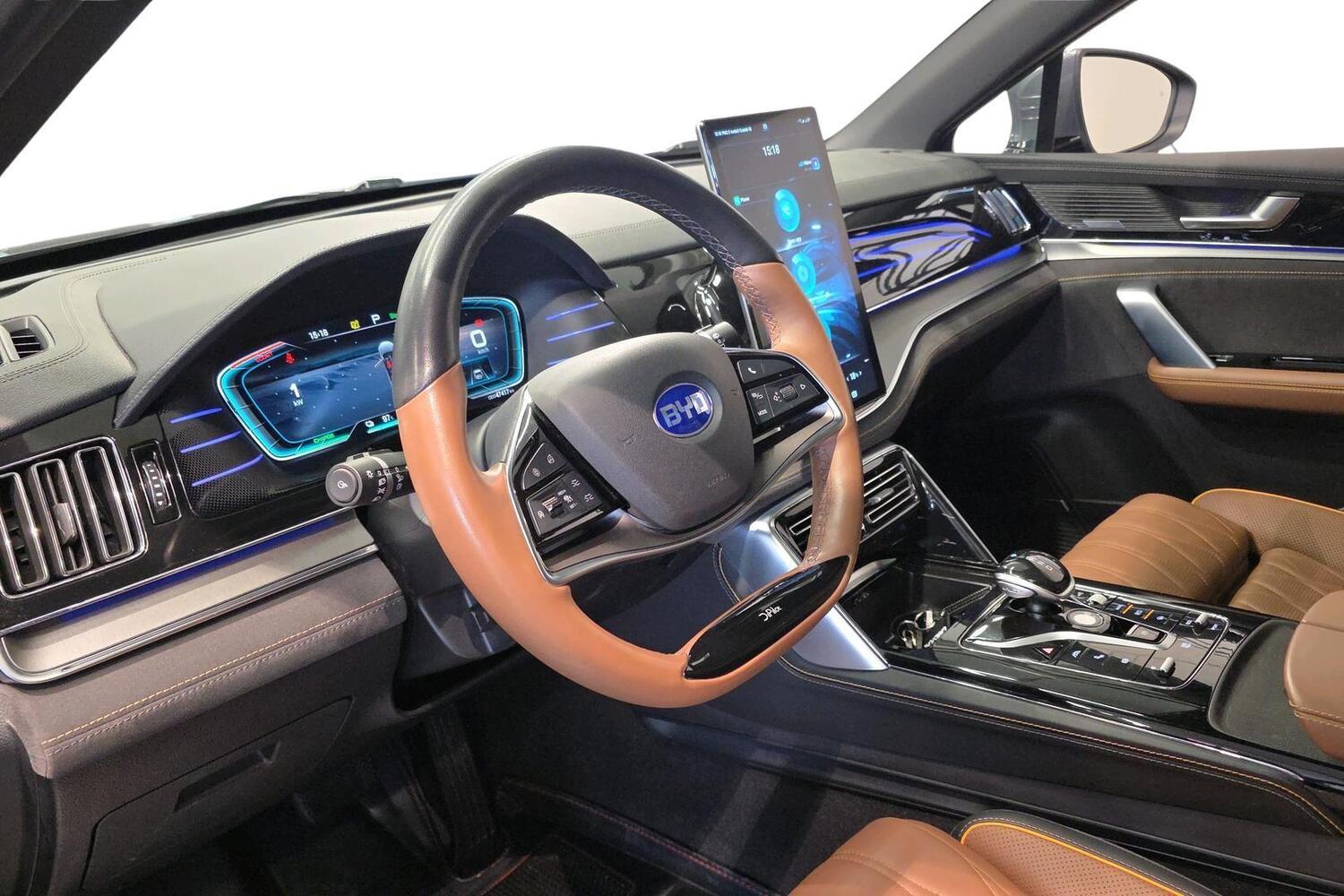 BYD Tang vaihtoauto