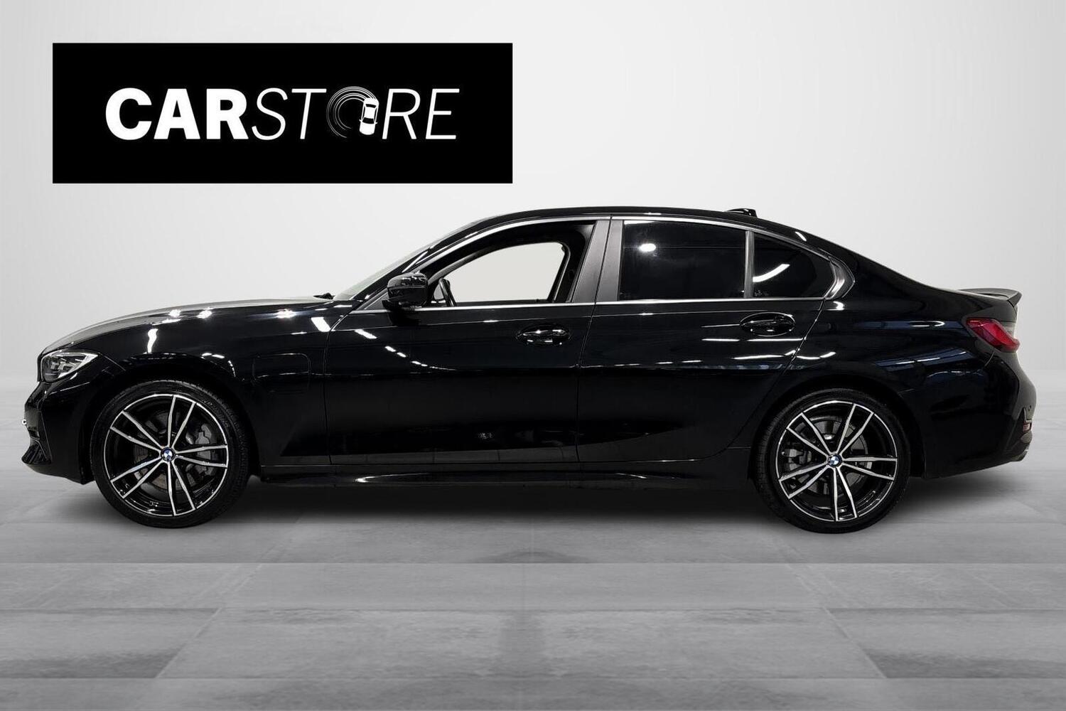 BMW 330 vaihtoauto