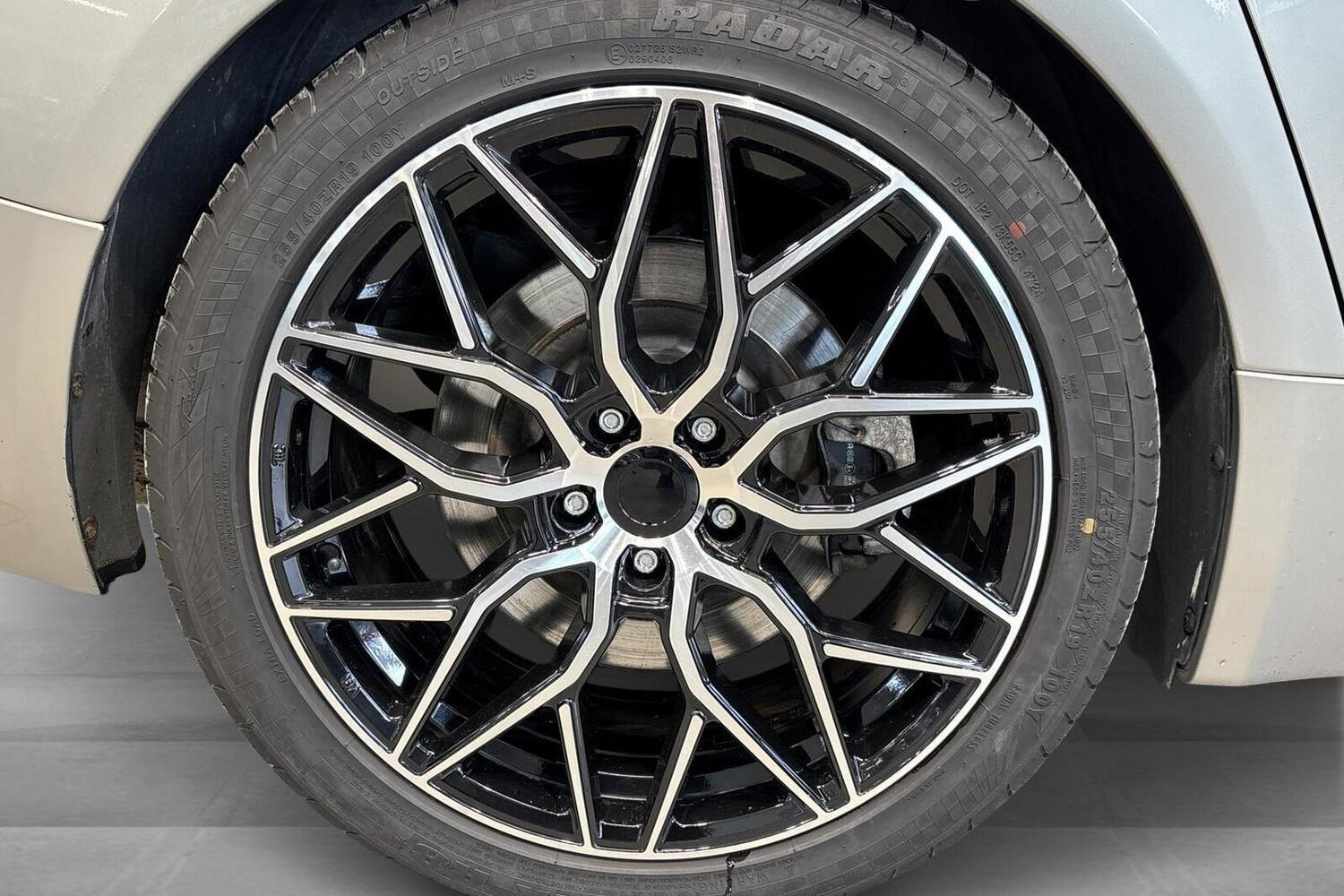 Jaguar XF vaihtoauto