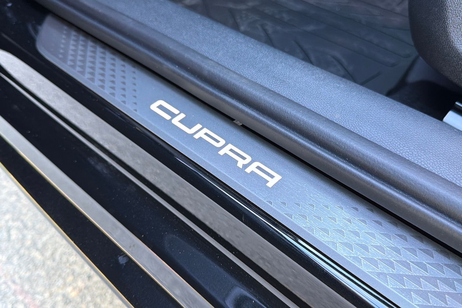 Cupra Leon Sportstourer vaihtoauto