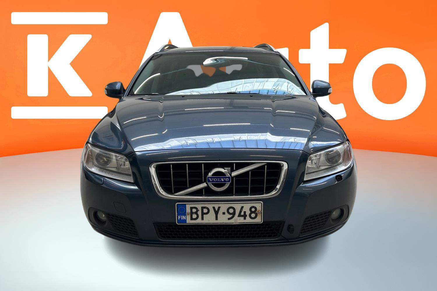 Volvo V70 vaihtoauto